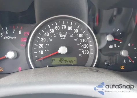 2008 Kia Sedona Lx z USA, uszkodzony, nr VIN KNDMB233686241244